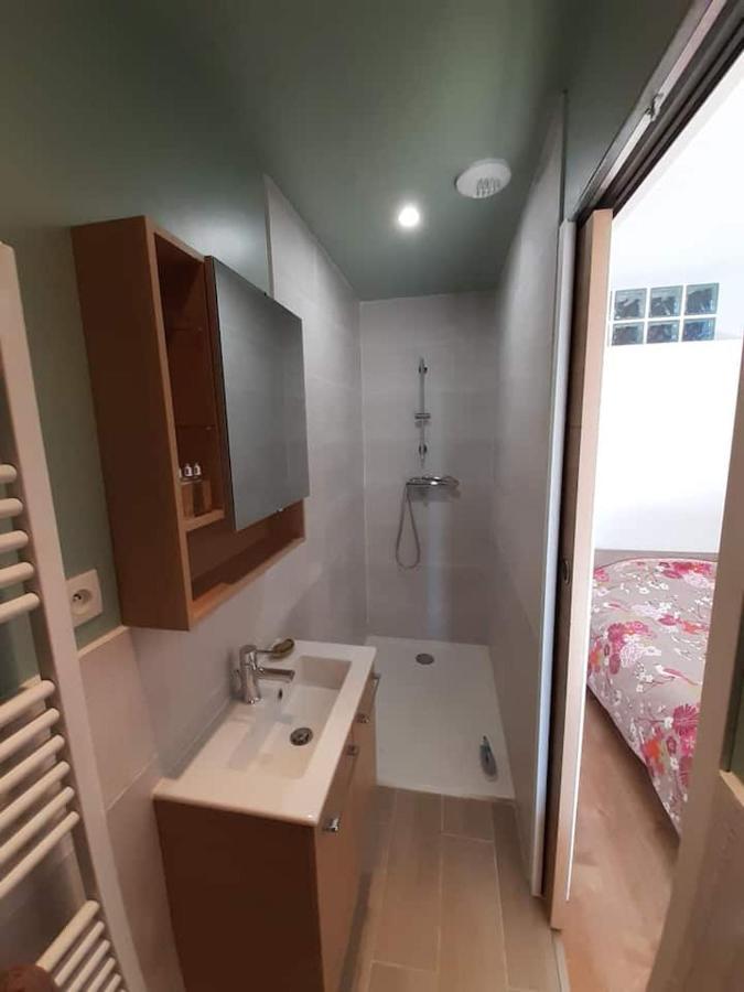 Superbe Studio, Avec Cuisine Et Espace Exterieur 플루게르노 외부 사진